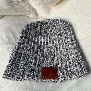 Love your Melon slouchy beanie B&W